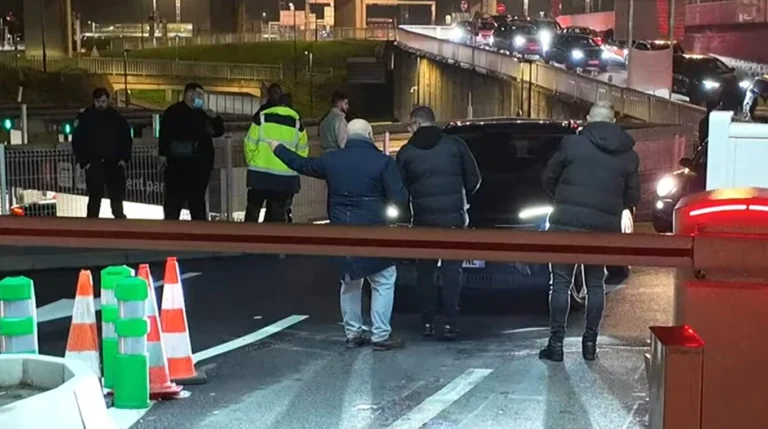Blocage des chauffeurs VTC à Orly le soir de 21h à minuit